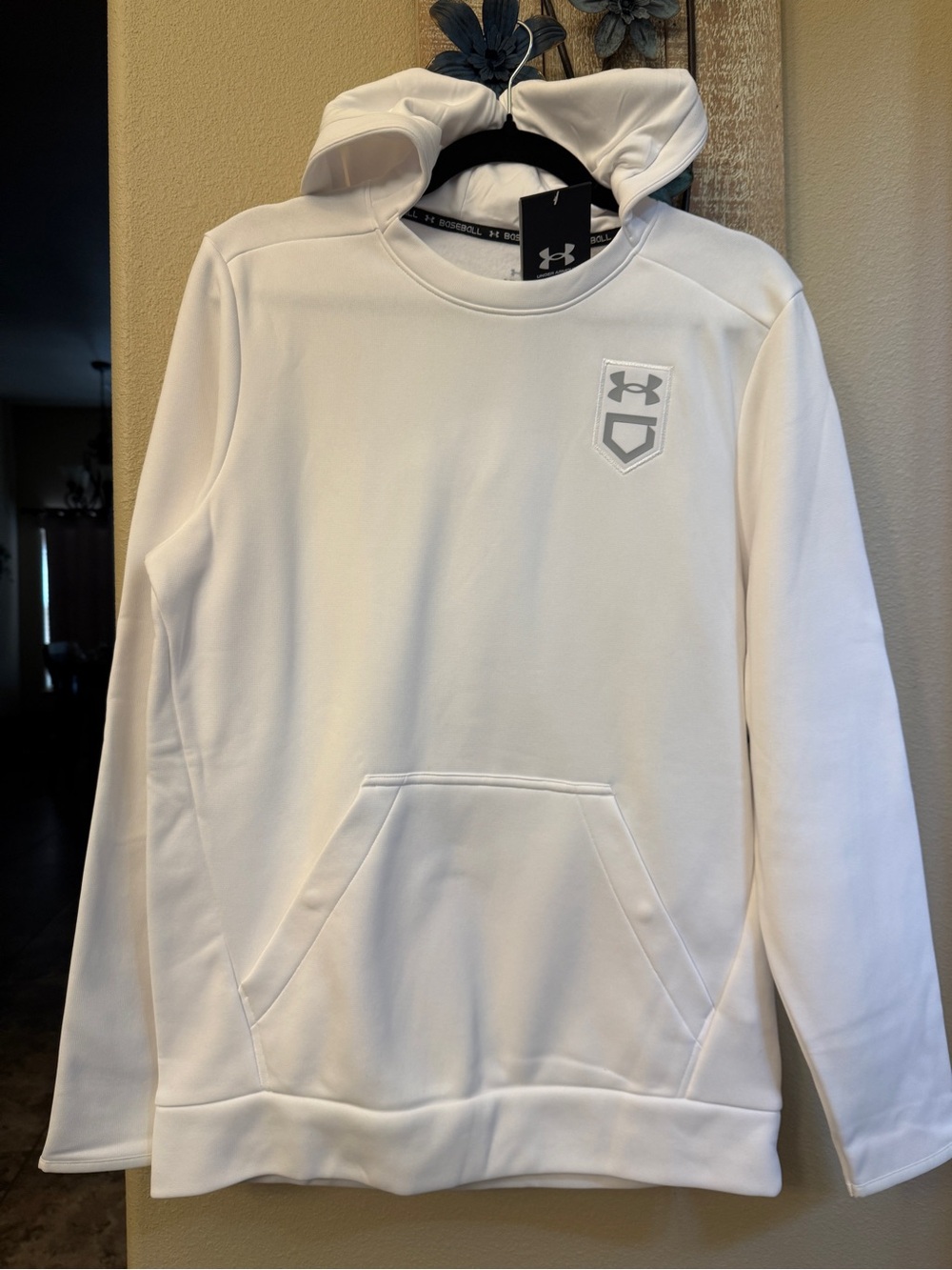 Under Armour White Utility Baseball Pullover Hoodie Mens Small NWT UA
